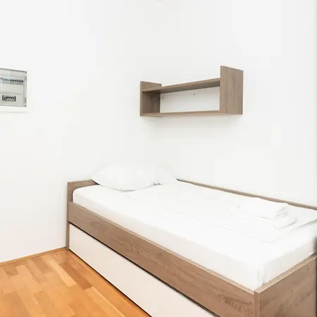 Almarea By Locap Group *