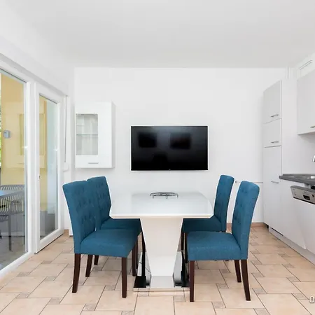 Almarea By Locap Group Apartamento Izola